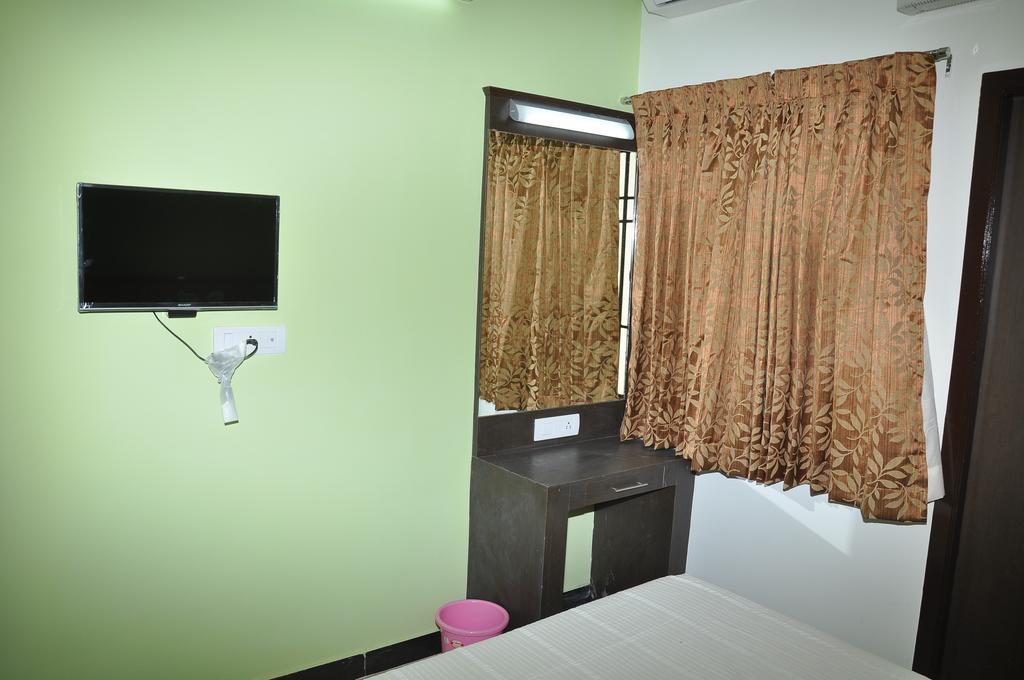 Jeyam Residency, Kumbakonam Hotel Luaran gambar