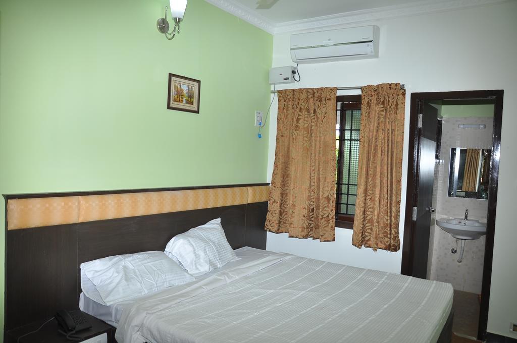 Jeyam Residency, Kumbakonam Hotel Luaran gambar
